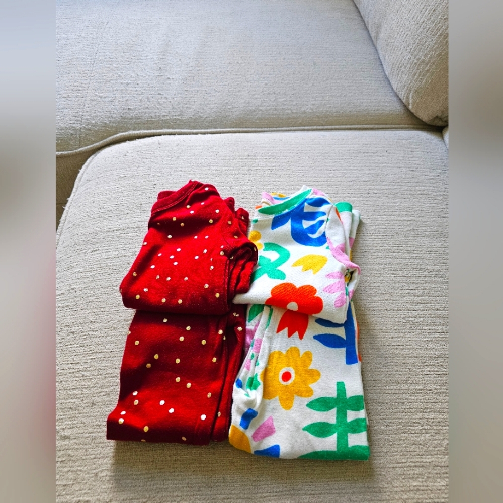 Old Navy/Baby Gap Pajamas Bundle 2T